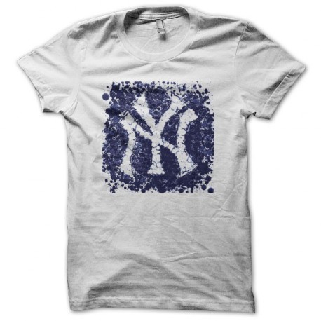 white yankees t shirt