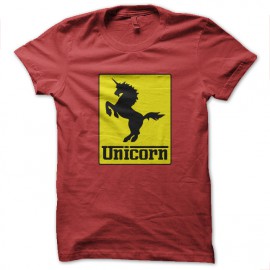 camisa roja del unicornio