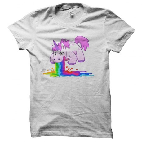 tee shirt licorne qui vomit